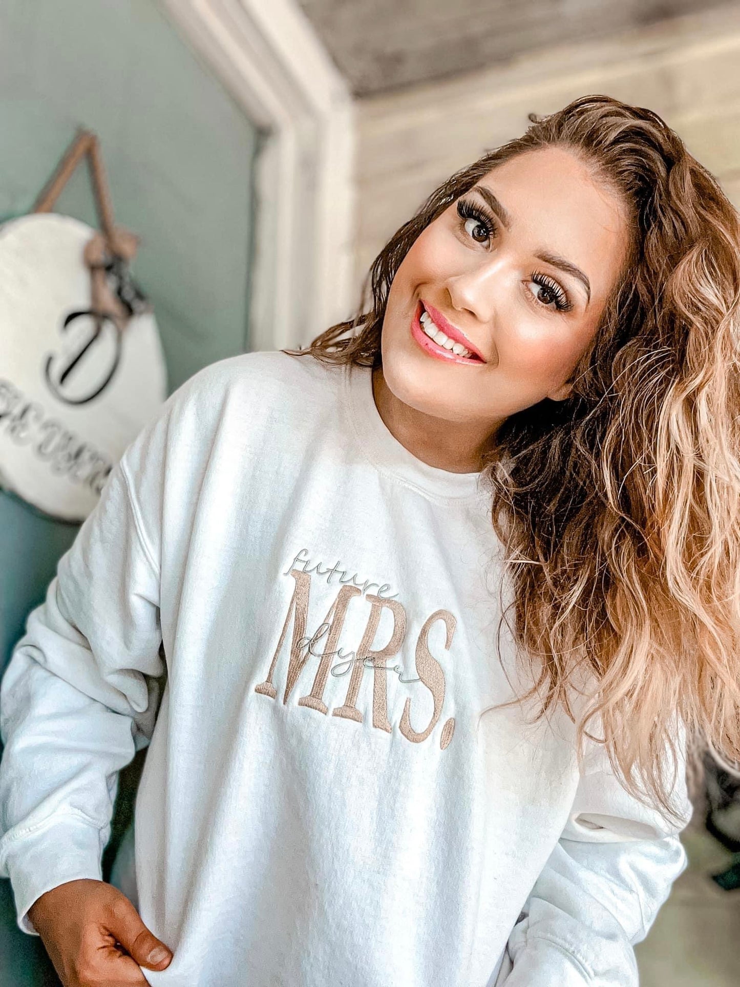 Future Mrs. 💍 - Crewneck